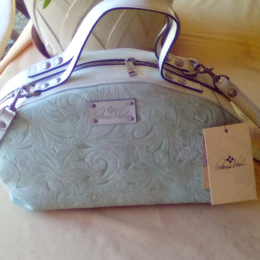Cross body purse